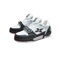 LOUIS Sk Trainer