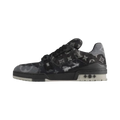 Black Trainer 2.0